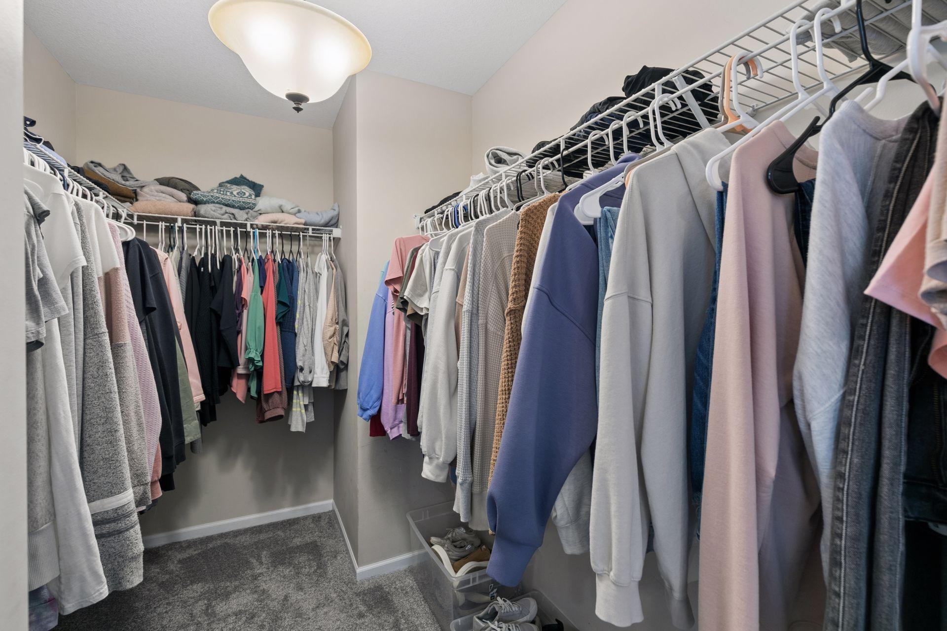 walk in closet
