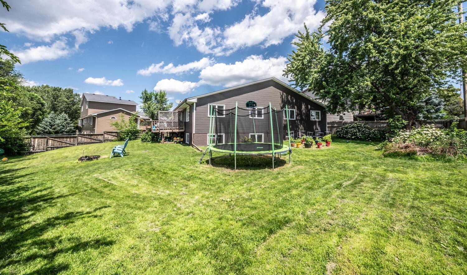 1142 Cheery Ln NE Columbia-large-002-009-Back Yard-1500x883-72dpi.jpg