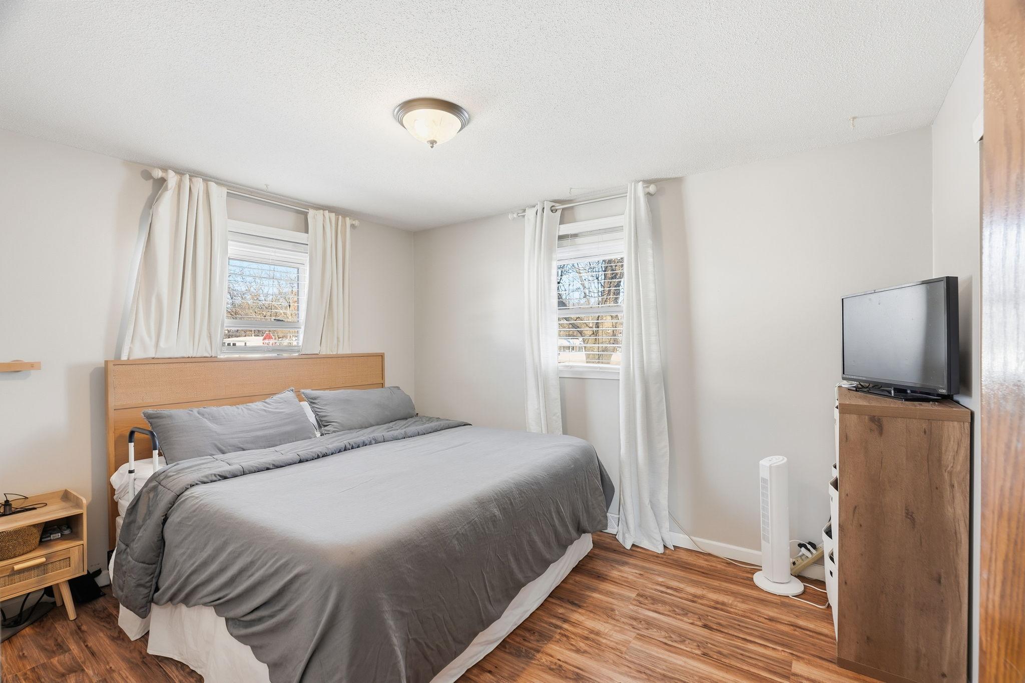 33-web-or-mls-807 12th St-33.jpg