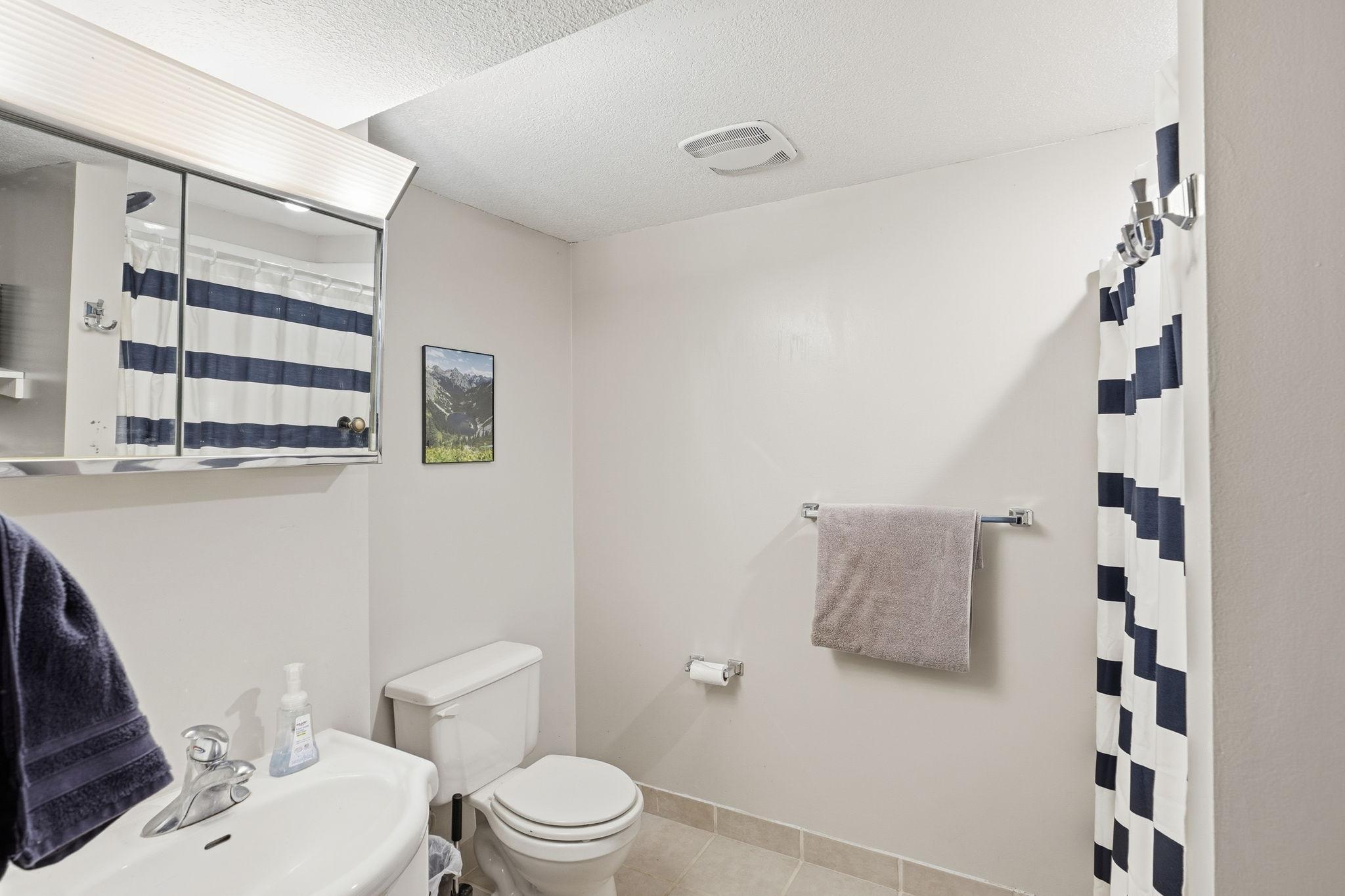 45-web-or-mls-807 12th St-45.jpg