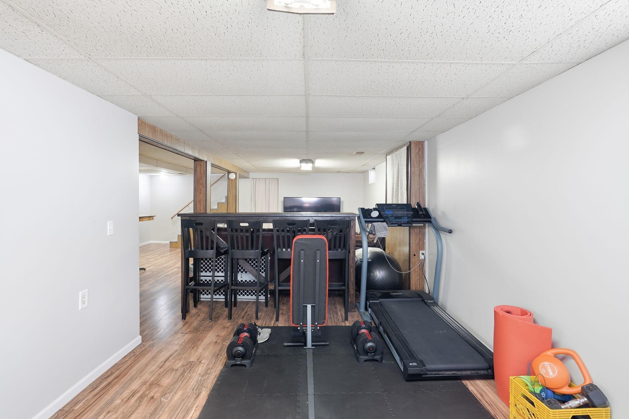 42-web-or-mls-807 12th St-42.jpg