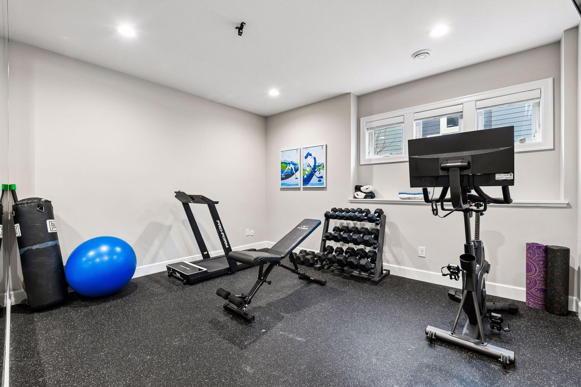 7100 Highland Court - Spacecrafting - 0070.jpg