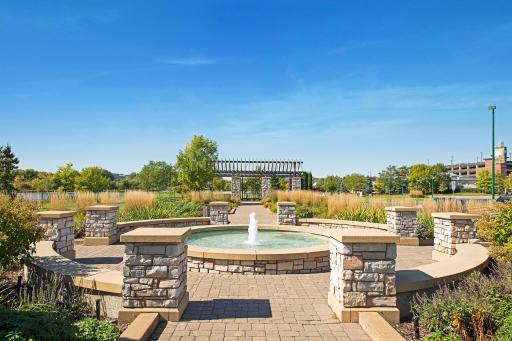 7100 Highland Court, Eden Prairie, MN 55346