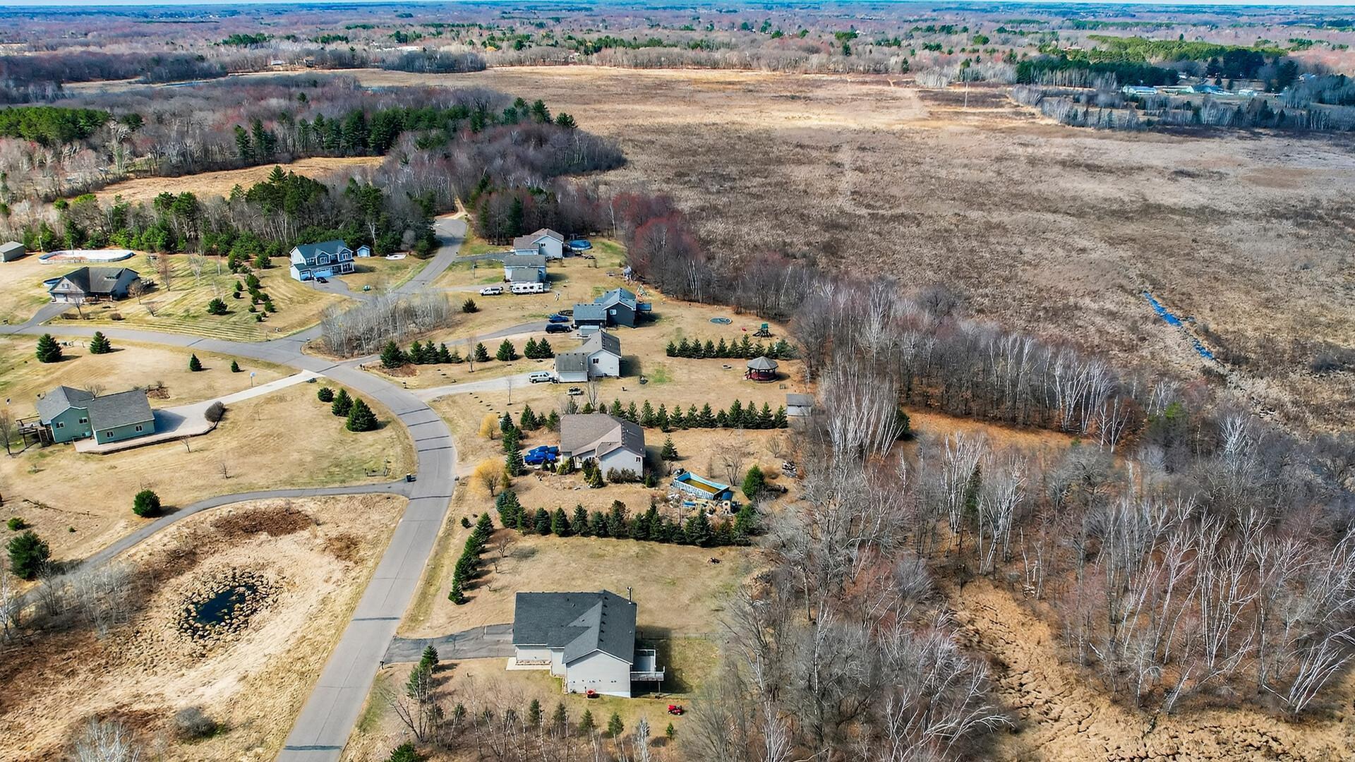 72_9531_242nd12 (1)_mls.jpg