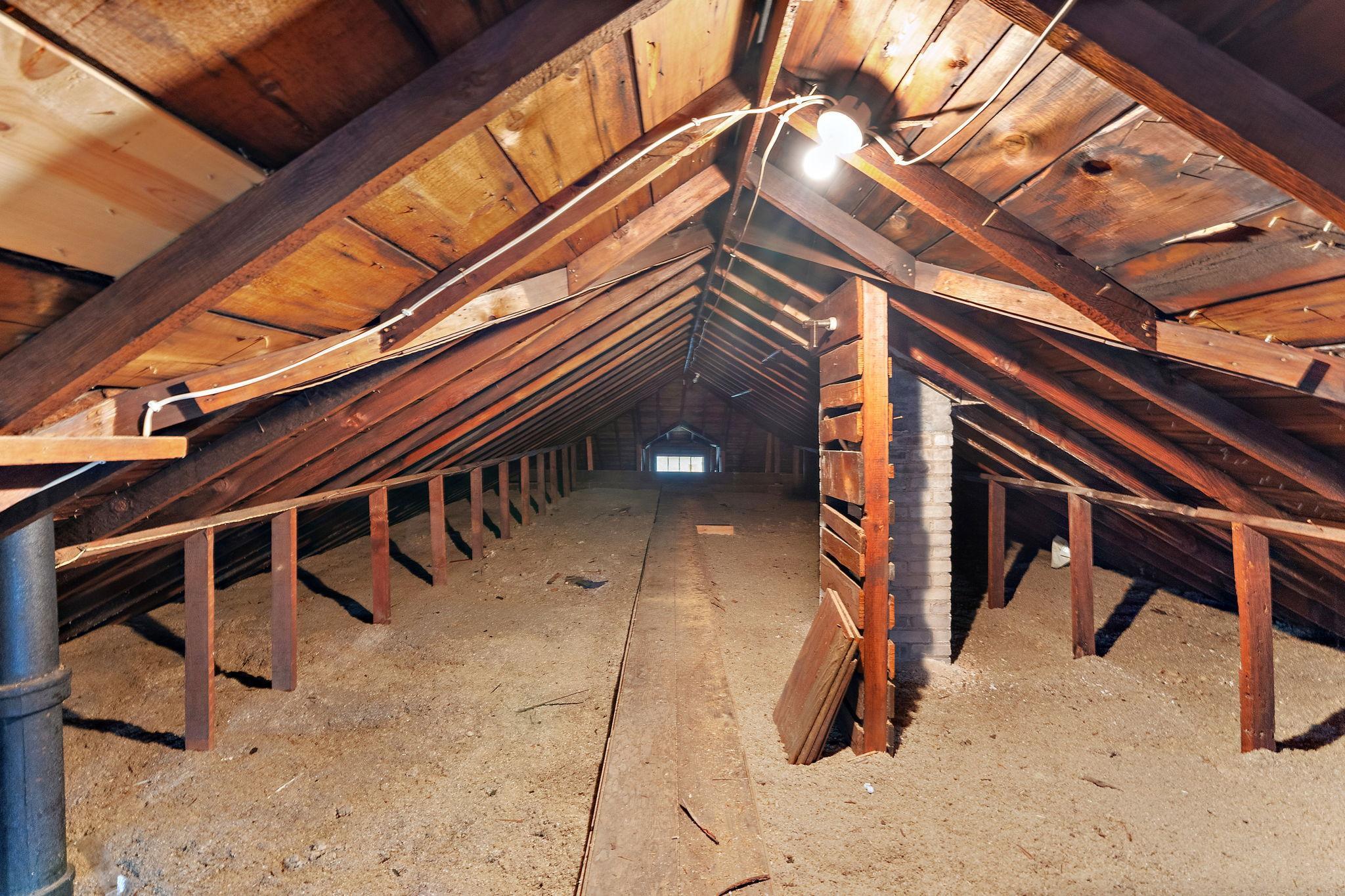 3rd floor attic space