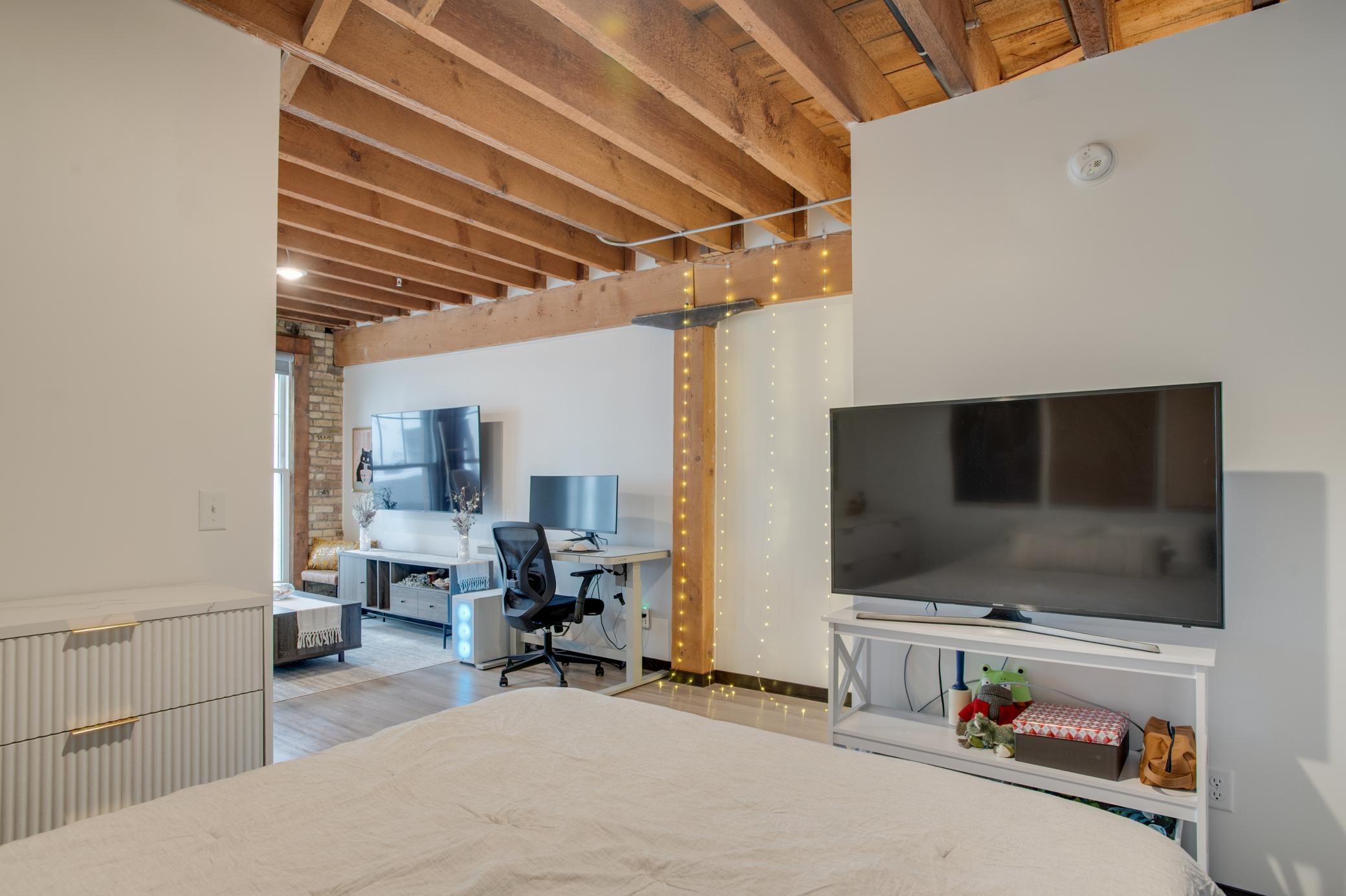 627_NP_AVE_#202-21.jpg