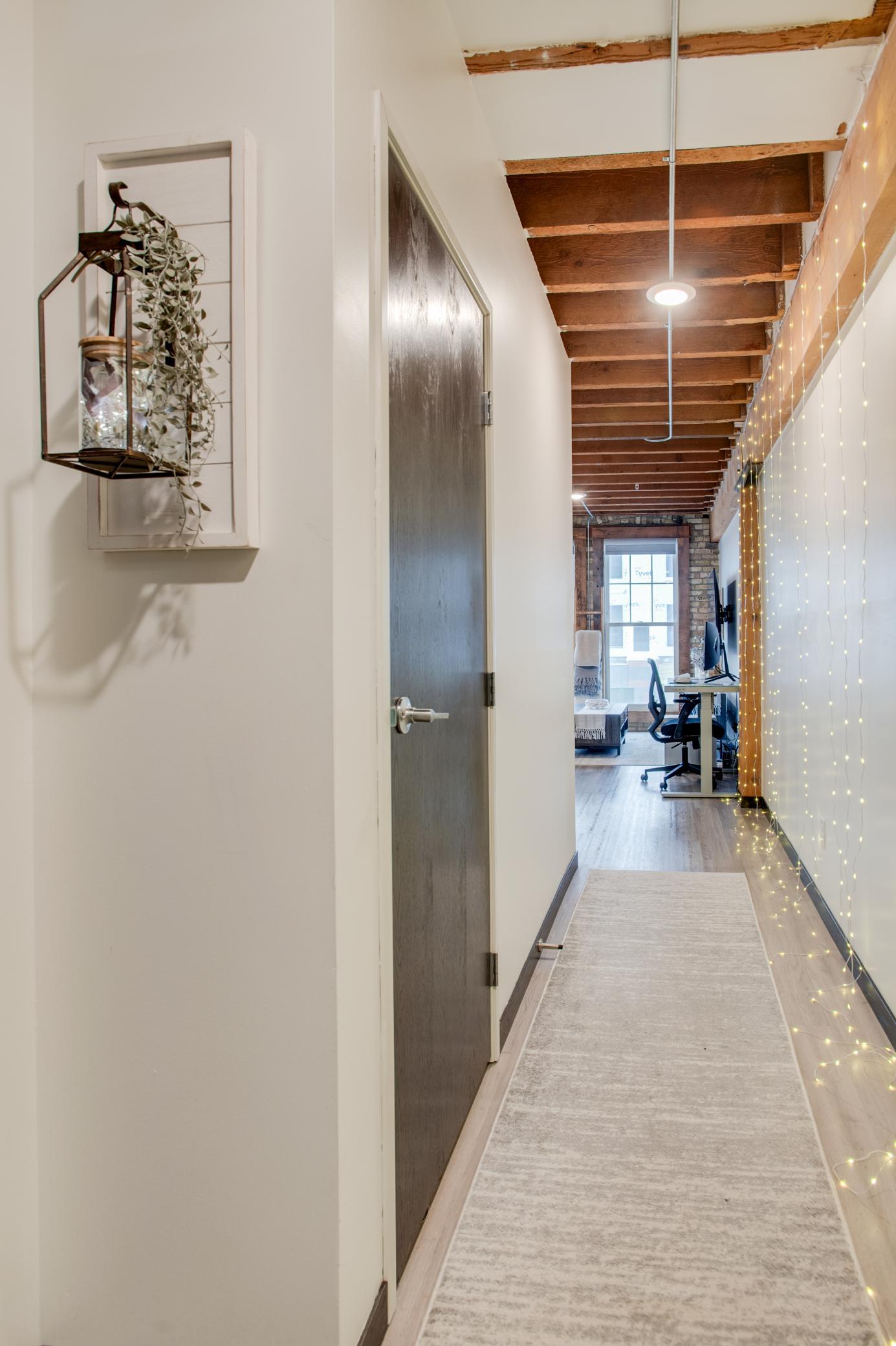 627_NP_AVE_#202-8.jpg