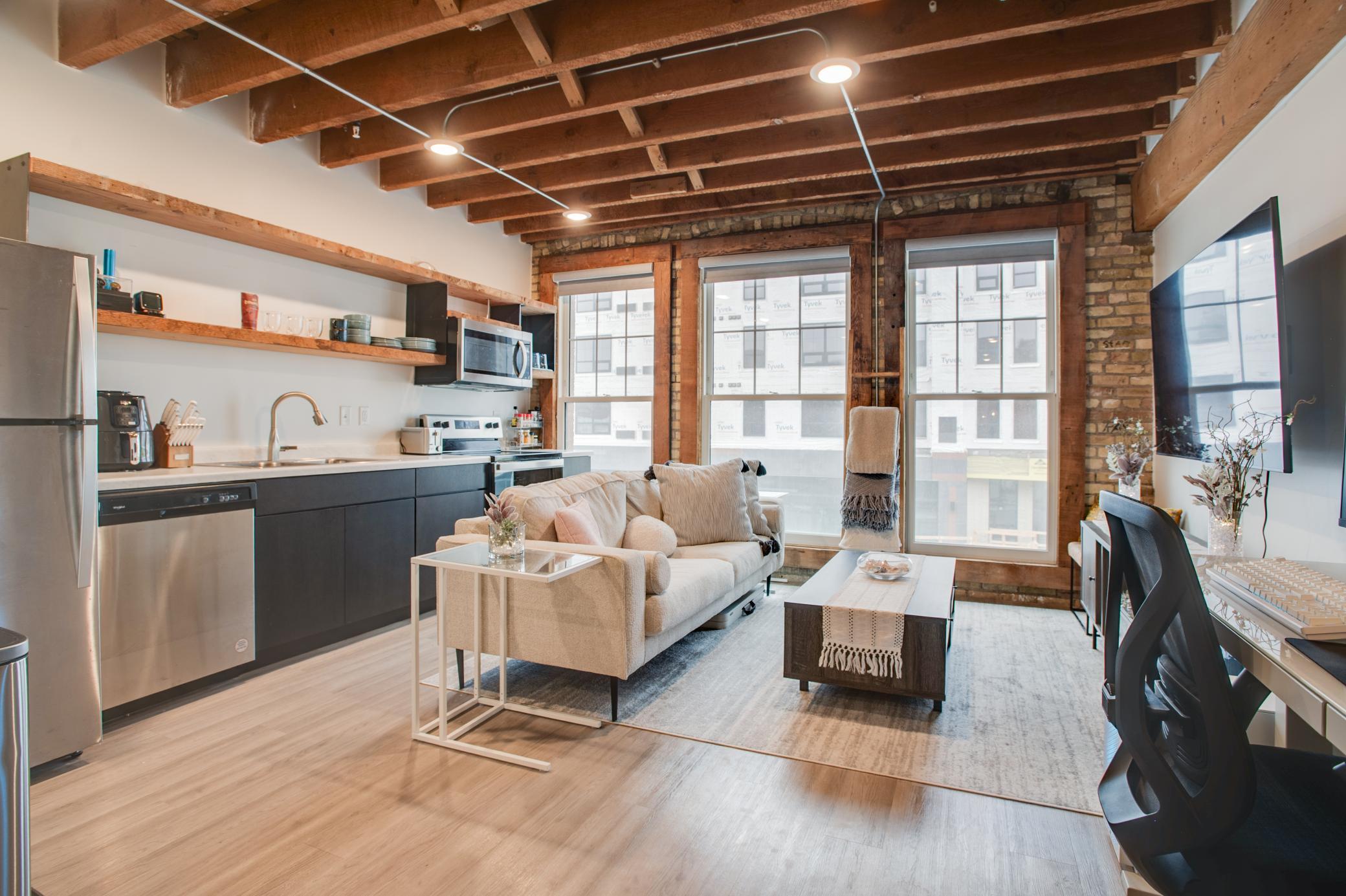 627_NP_AVE_#202-9.jpg