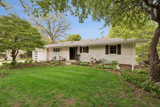 16300 Highwood Drive - Spacecrafting - 0002.jpg