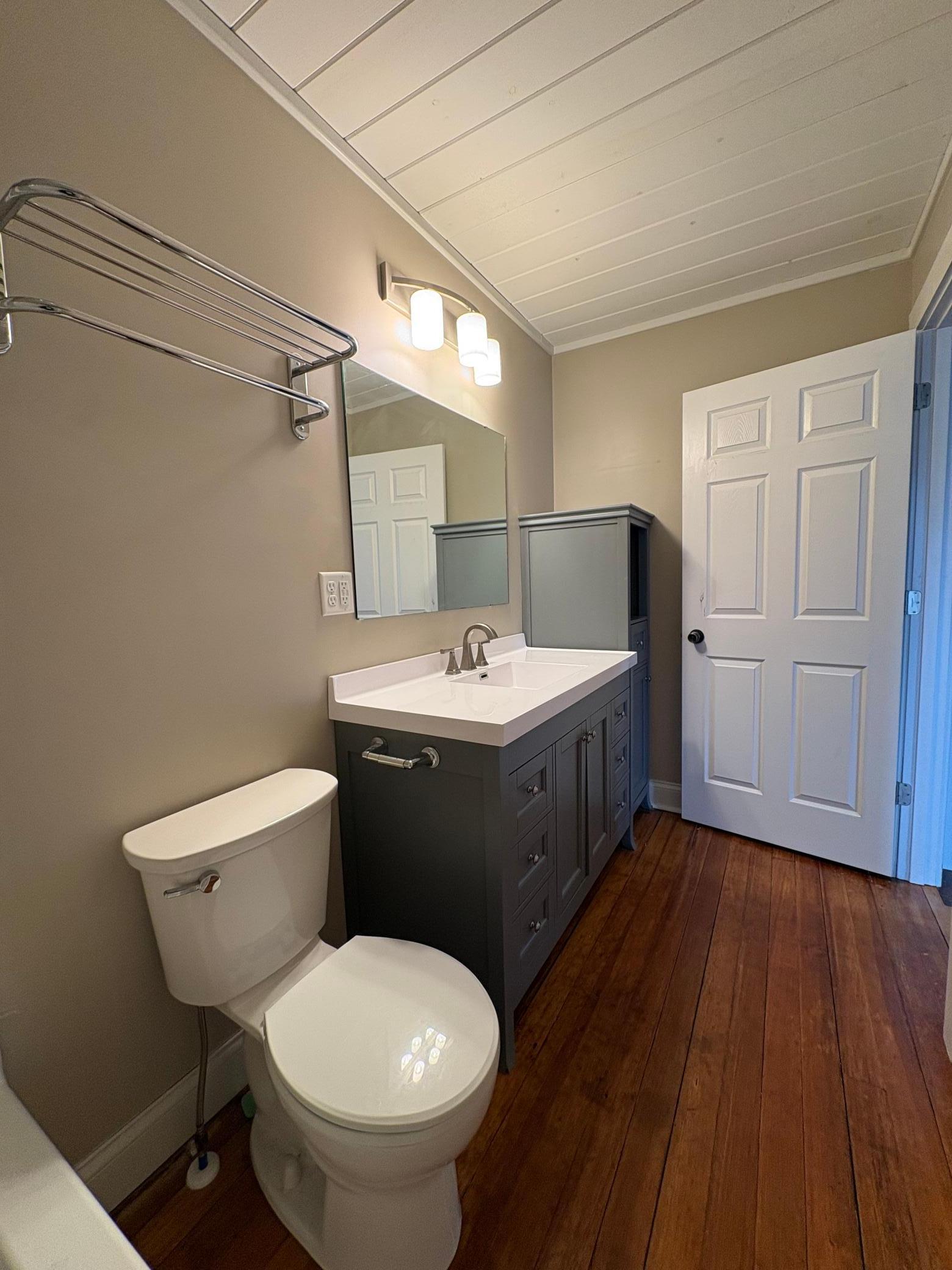 full bathroom 2 on main level