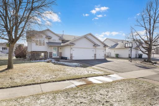 Known for its caring community and sense of belonging, you will find parks and trails all around this neighborhood.