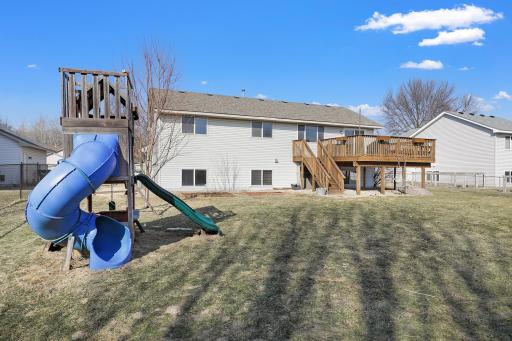This neighborhood does not disappoint for the active at heart with many walking trails nearby!