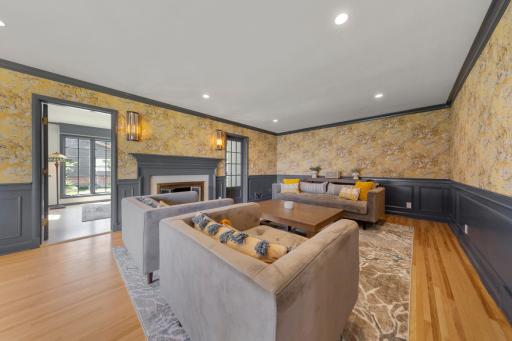 901 Clear Lake Drive, Waseca, MN 56093