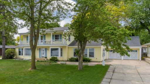 901 Clear Lake Drive, Waseca, MN 56093