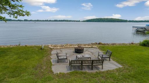901 Clear Lake Drive, Waseca, MN 56093