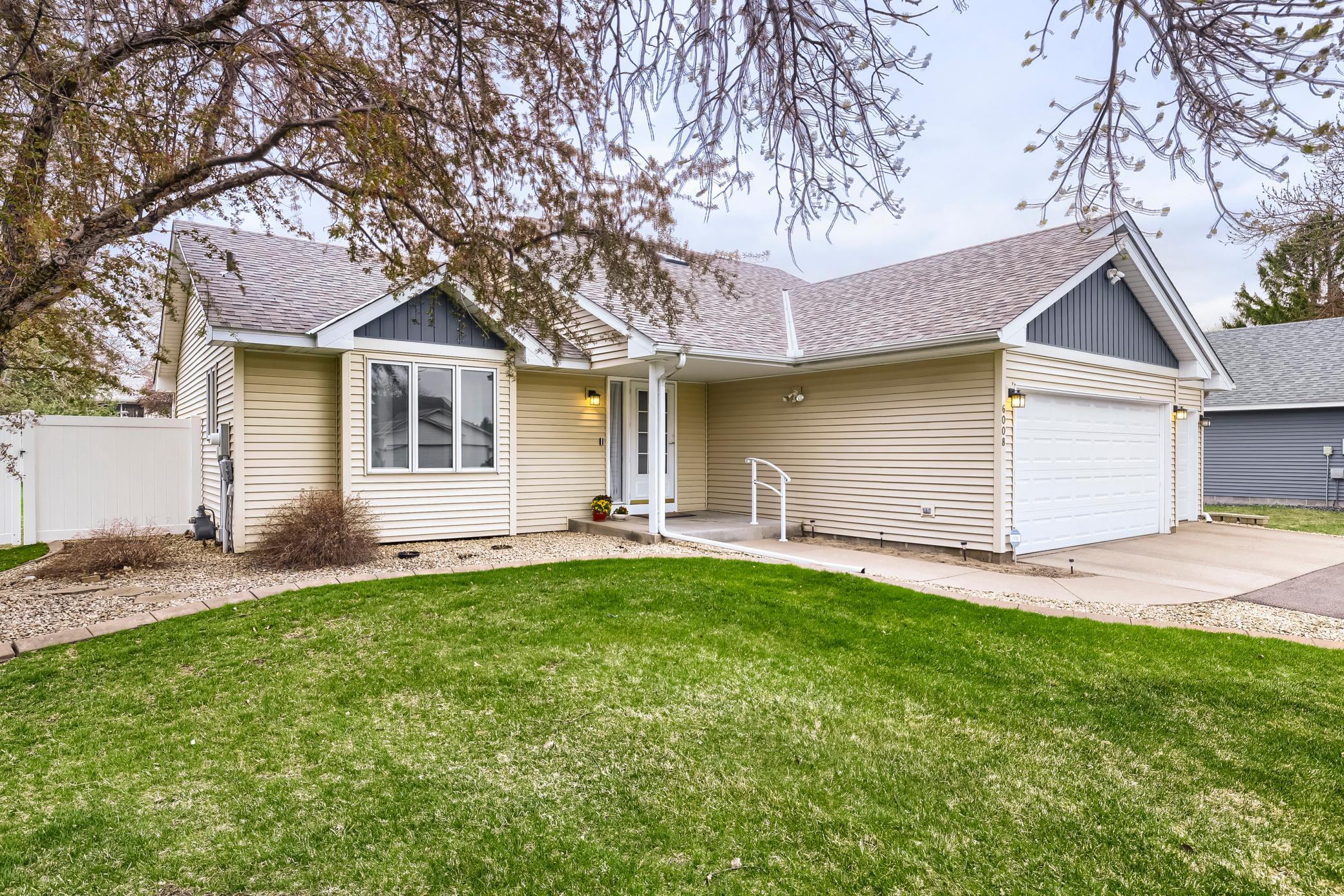 This home on a quiet cul-de-sac with a 3-car garage is ready for you to move in!