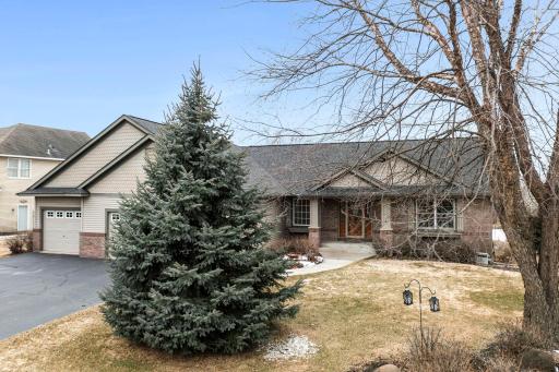 21418 Queen St NW, Elk River.