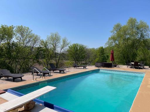 2490 Marshview Court, Victoria, MN 55386