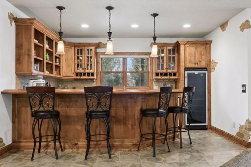2490 Marshview Court, Victoria, MN 55386