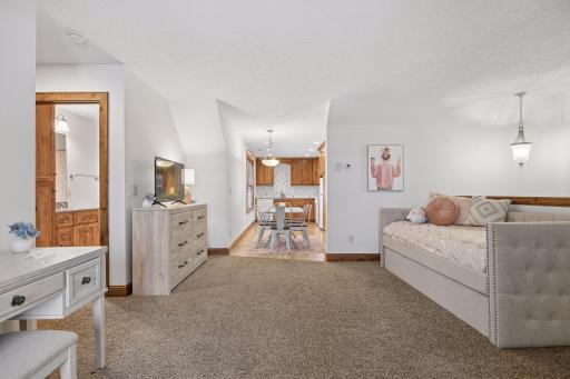 2490 Marshview Court, Victoria, MN 55386