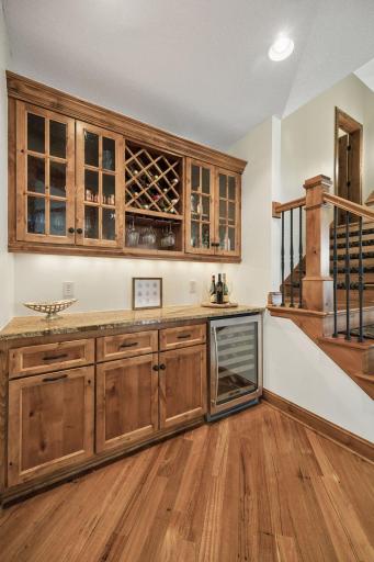 2490 Marshview Court, Victoria, MN 55386