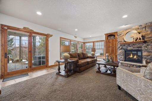 2490 Marshview Court, Victoria, MN 55386