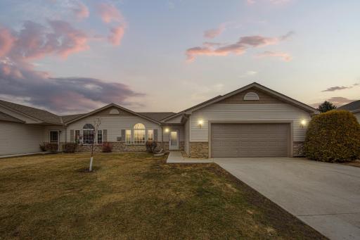 1111 25th Avenue NW, Faribault, MN 55021