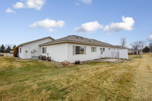 1111 25th Avenue NW, Faribault, MN 55021