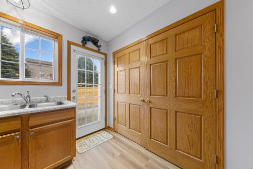 1111 25th Avenue NW, Faribault, MN 55021
