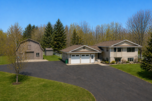 7352 Ahles Road, Saint Cloud, MN 56301