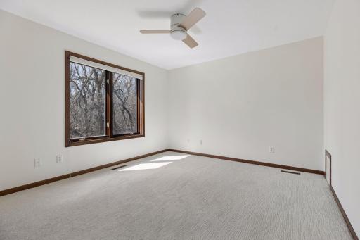9440 Abigail Court, Inver Grove Heights, MN 55077