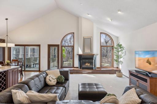 9440 Abigail Court, Inver Grove Heights, MN 55077