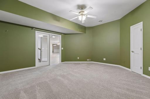 9440 Abigail Court, Inver Grove Heights, MN 55077