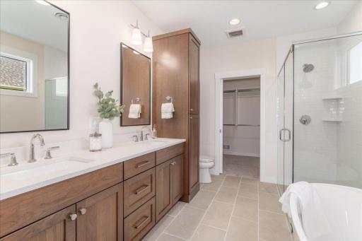 2225 Sharon Lane, Hudson, WI 54016