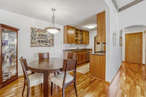 7340 York Ave S Unit 208 - Web Quality - 012 - 12 Dining Room.jpg