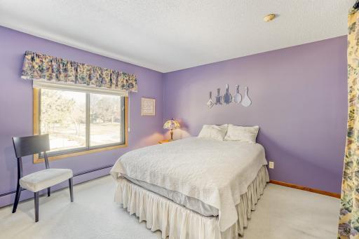 7340 York Ave S Unit 208 - Web Quality - 020 - 20 Bedroom.jpg