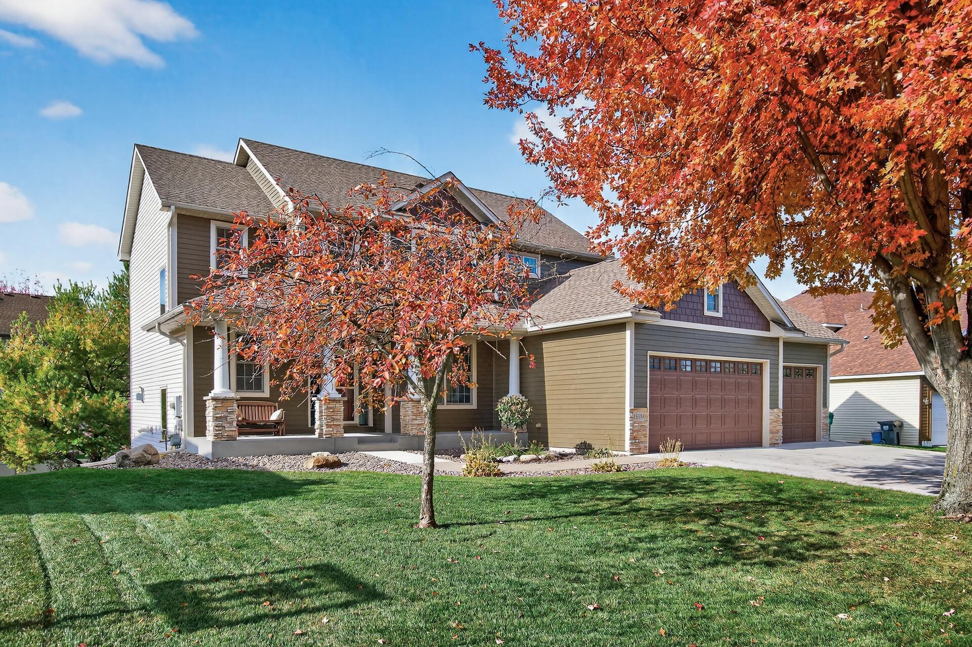 You are surrounded by lush grass & landscape.Fall 2025