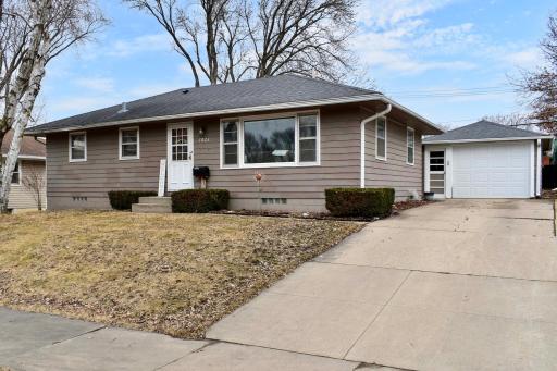 1823 18th Street NW, Rochester, MN 55901