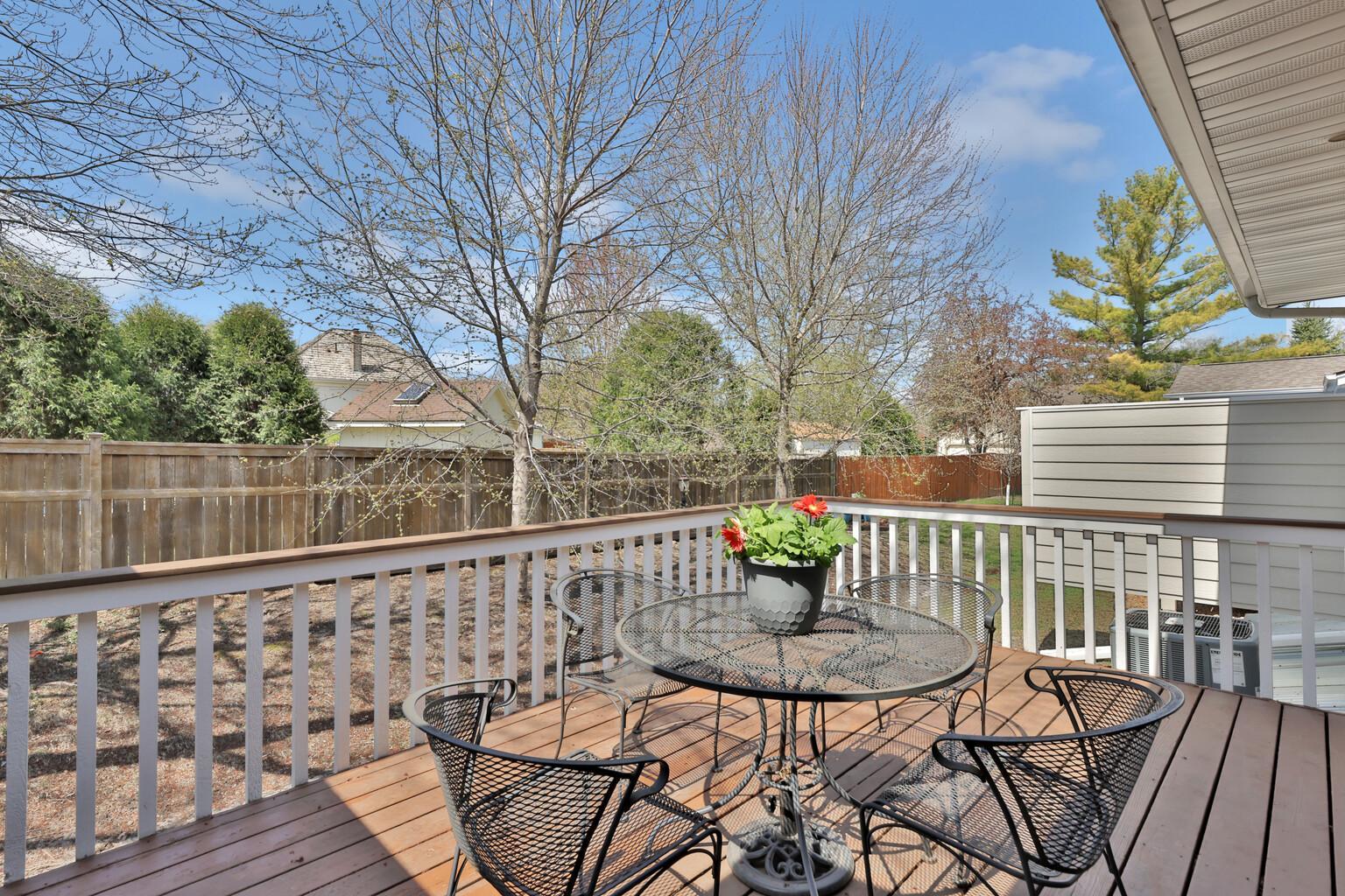 private deck