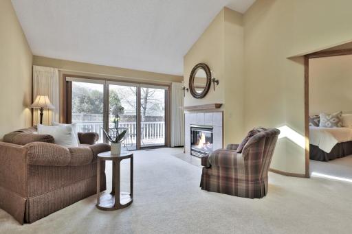6861 W 82nd Street, Bloomington, MN 55438