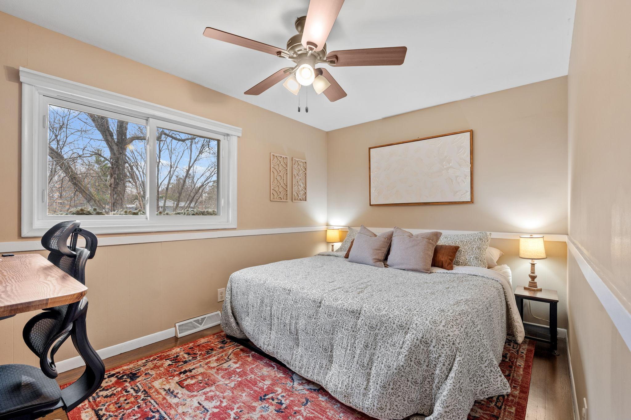 39-web-or-mls-16100 Temple Dr-39.jpg