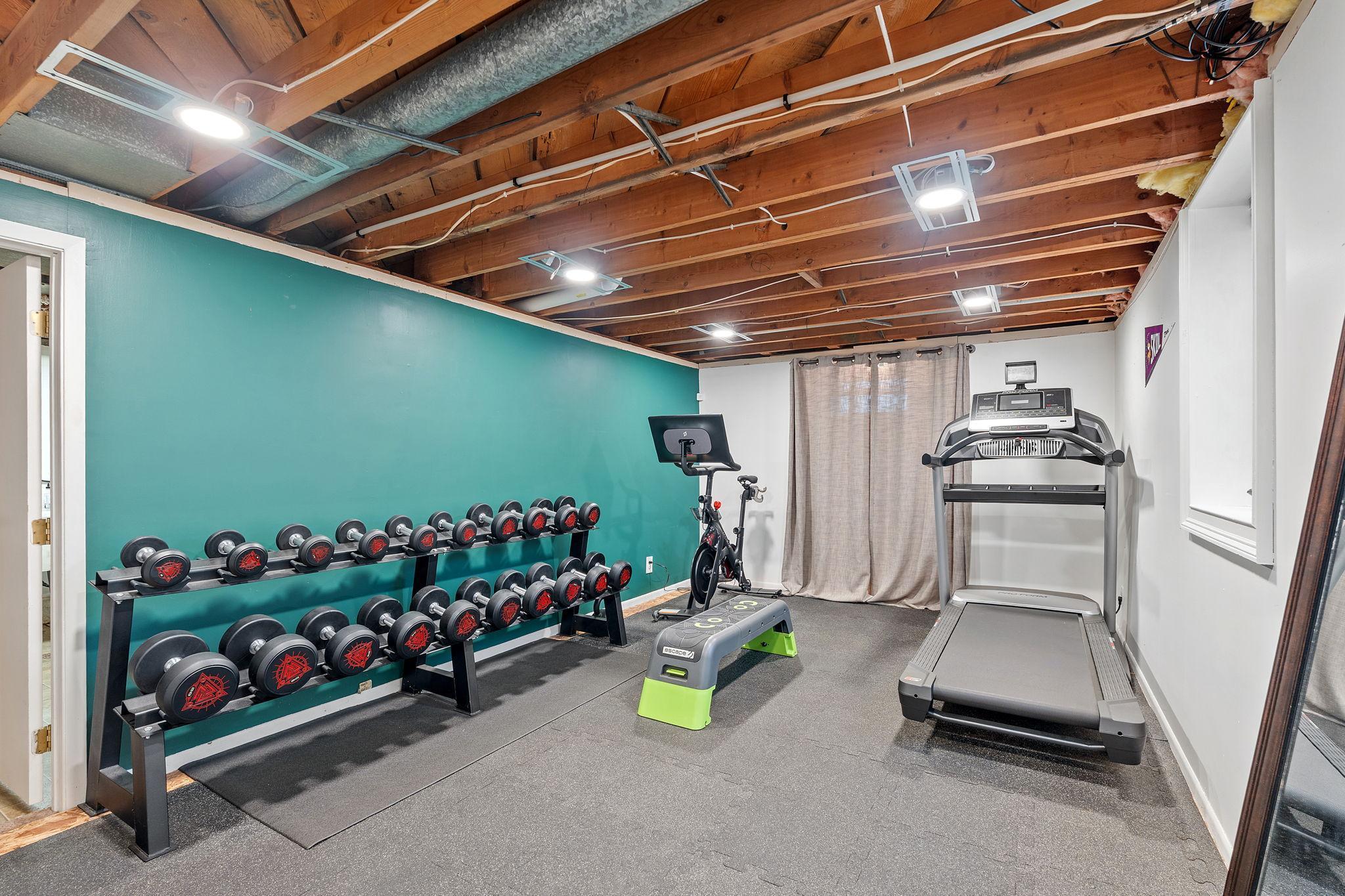 50-web-or-mls-16100 Temple Dr-50.jpg