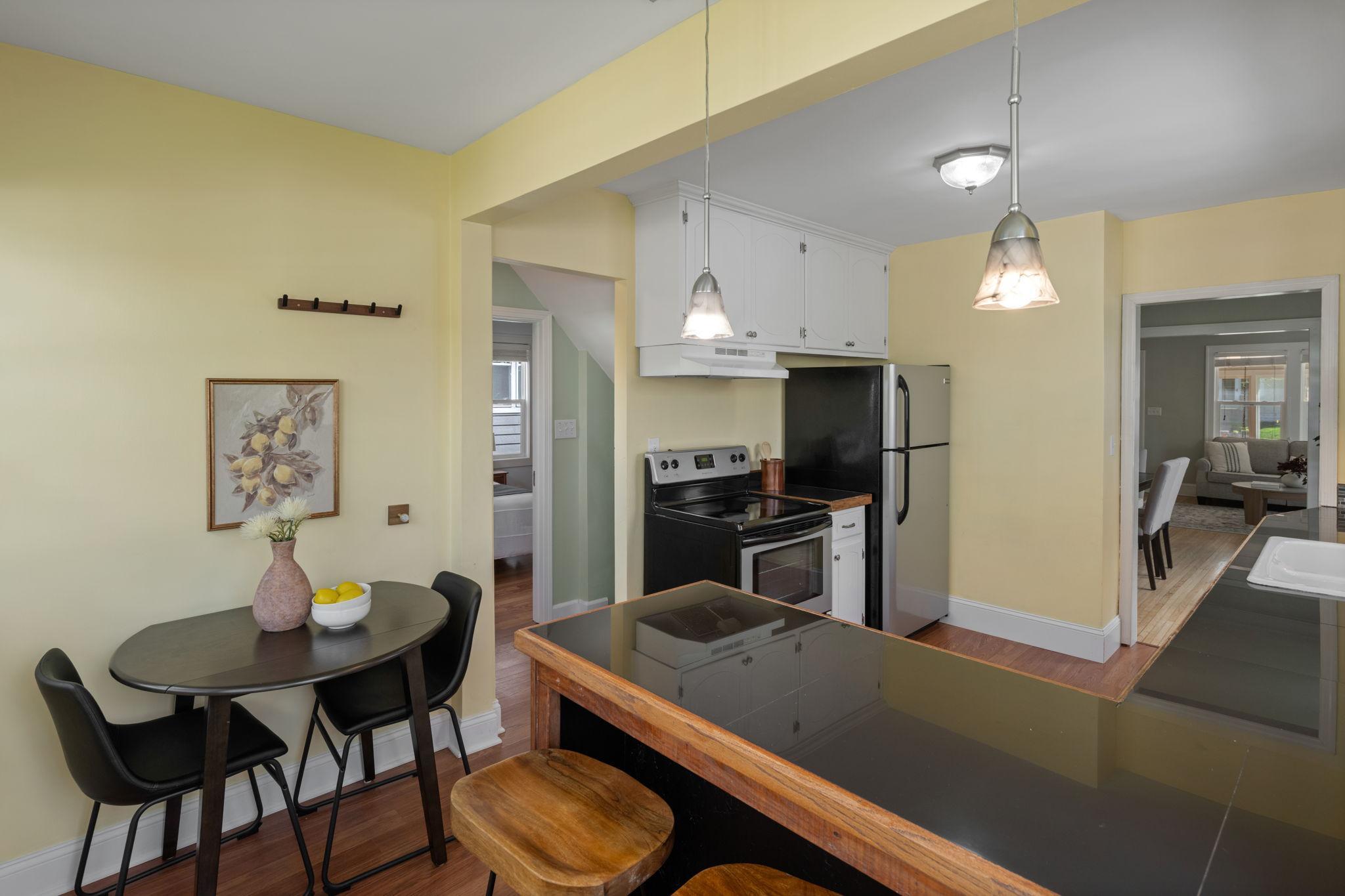 Eat in kitchen with breakfast bar.