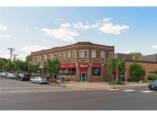 2011 2nd Avenue N, Minneapolis, MN 55405