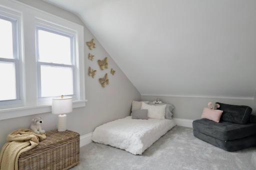 2011 2nd Avenue N, Minneapolis, MN 55405