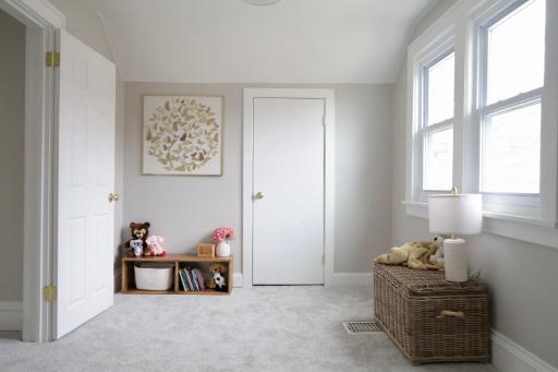 2011 2nd Avenue N, Minneapolis, MN 55405