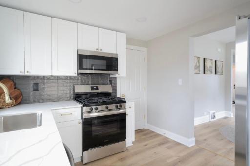 2011 2nd Avenue N, Minneapolis, MN 55405