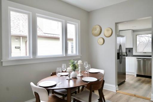 2011 2nd Avenue N, Minneapolis, MN 55405