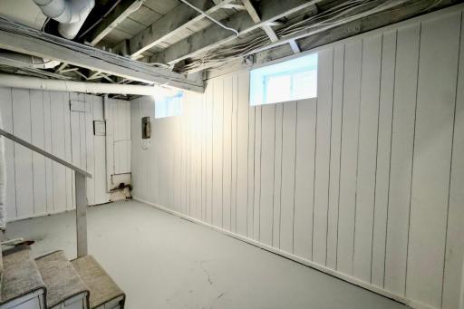 2011 2nd Avenue N, Minneapolis, MN 55405