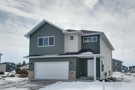 2529 36th Avenue S, Moorhead, MN 56560